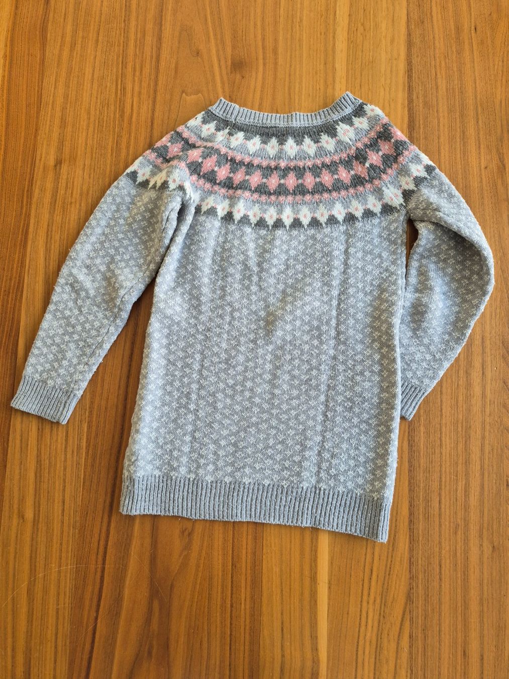 Kleider & Röcke: Langarmkleid /Langer Pullover Gr. 122 – Gebraucht aus Lengnau AG von Mefari 1