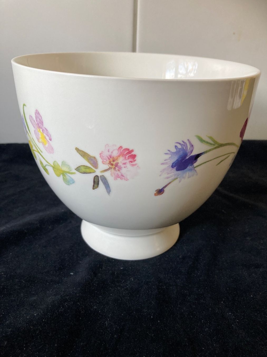 Schalen: Hübsche Schüssel mit Blumen-Motiv – Gebraucht aus Zürich von Chaeffeler 3