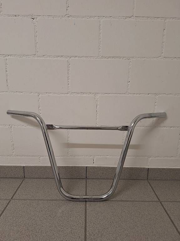 Parti ricambio per ciclomotori: Mofa Lenker 35 cm – Usato da Hombrechtikon venduto da Mgladiatore