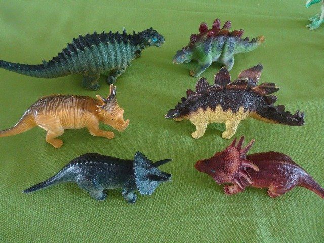 Spielzeuge: Dinosaurier-Sammlung 12 Stück – Gebraucht aus Berikon von Splendida43 2