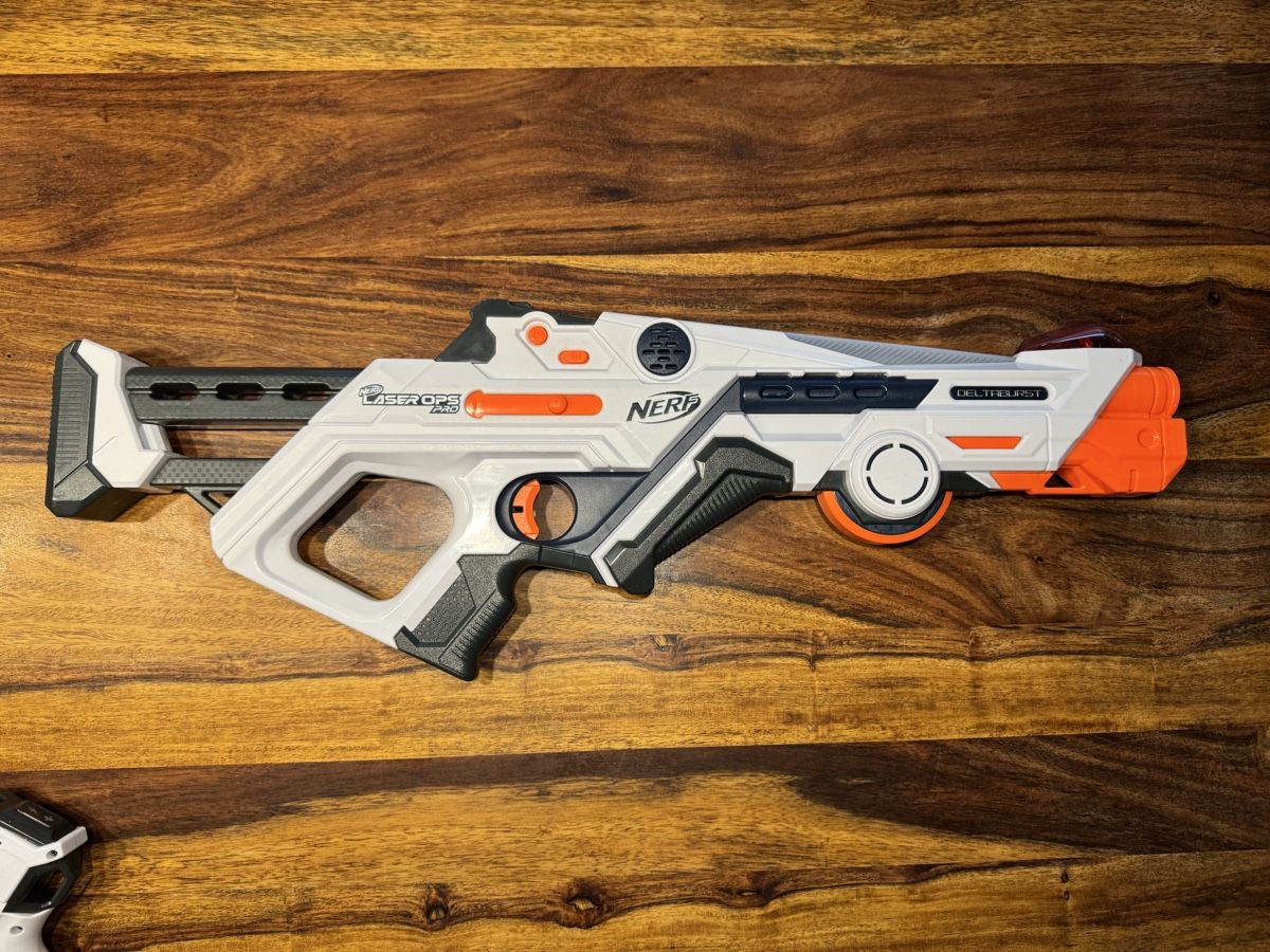 Nerf Spielzeuge: Nerf Laser Ops Pro Blaster Alphapoint & Deltaburst Set! – Gebraucht aus Reitnau von Chiroptera74 2