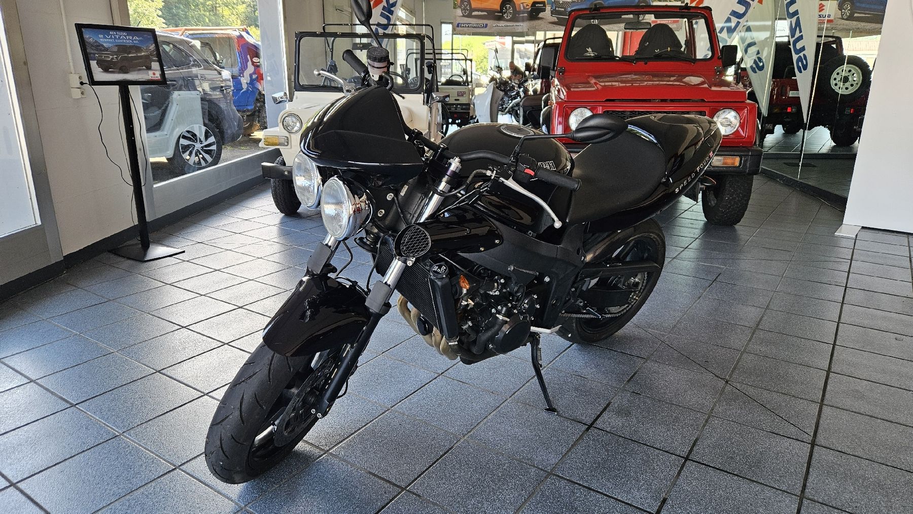 Triumph Strada: Triumph Speed Four 600 neu ab MFK – Usato da Erlinsbach SO venduto da Tucktuck 3