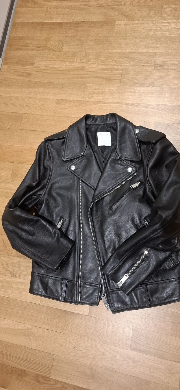 Sandro Jacken: Sandro Leather Jacket Black Size M Good Condition – Gebraucht aus Wallisellen von joe_w8ns