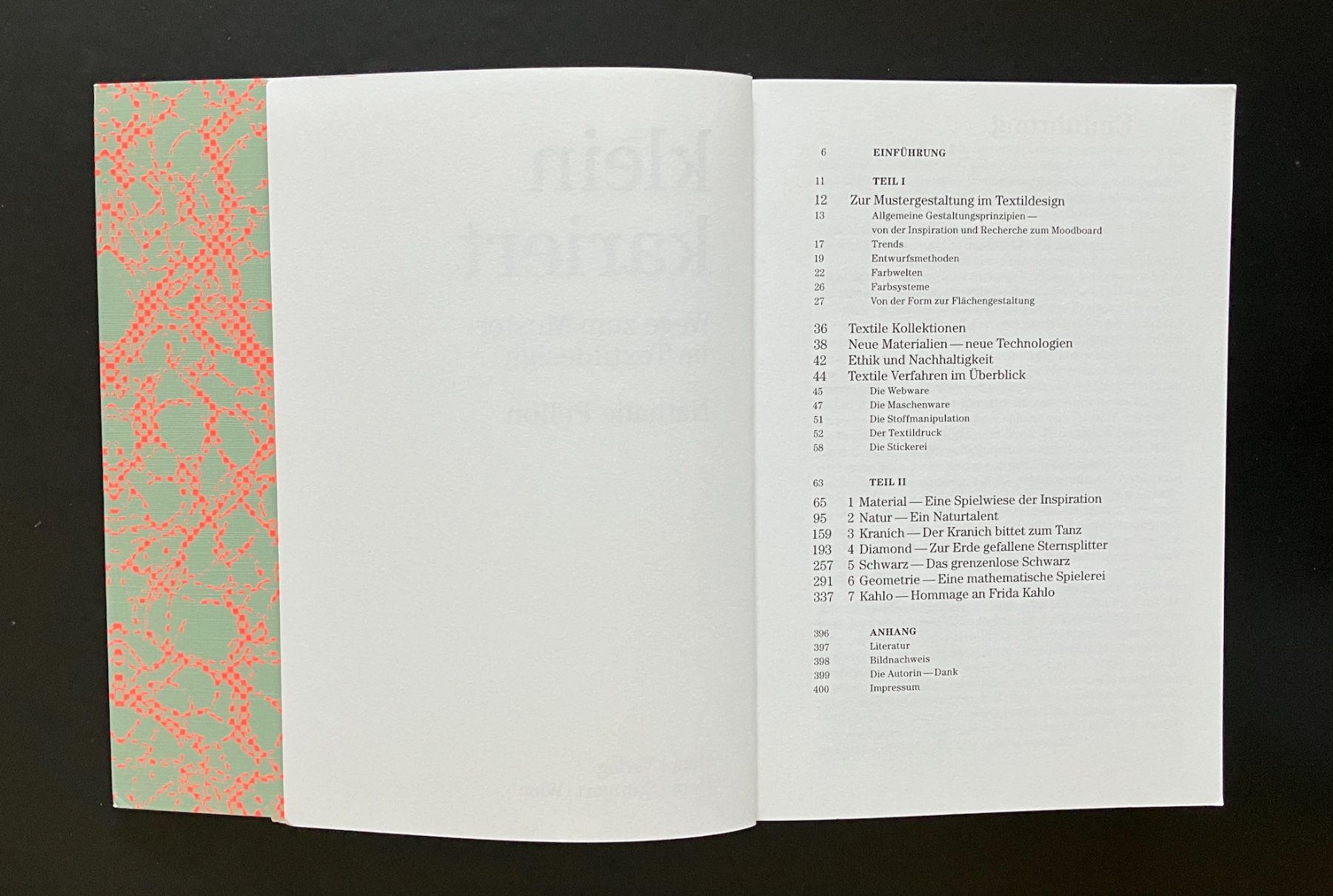 Libri: klein kariert . wege zum muster im textildesign – Usato da Basel venduto da cosmos.books 2