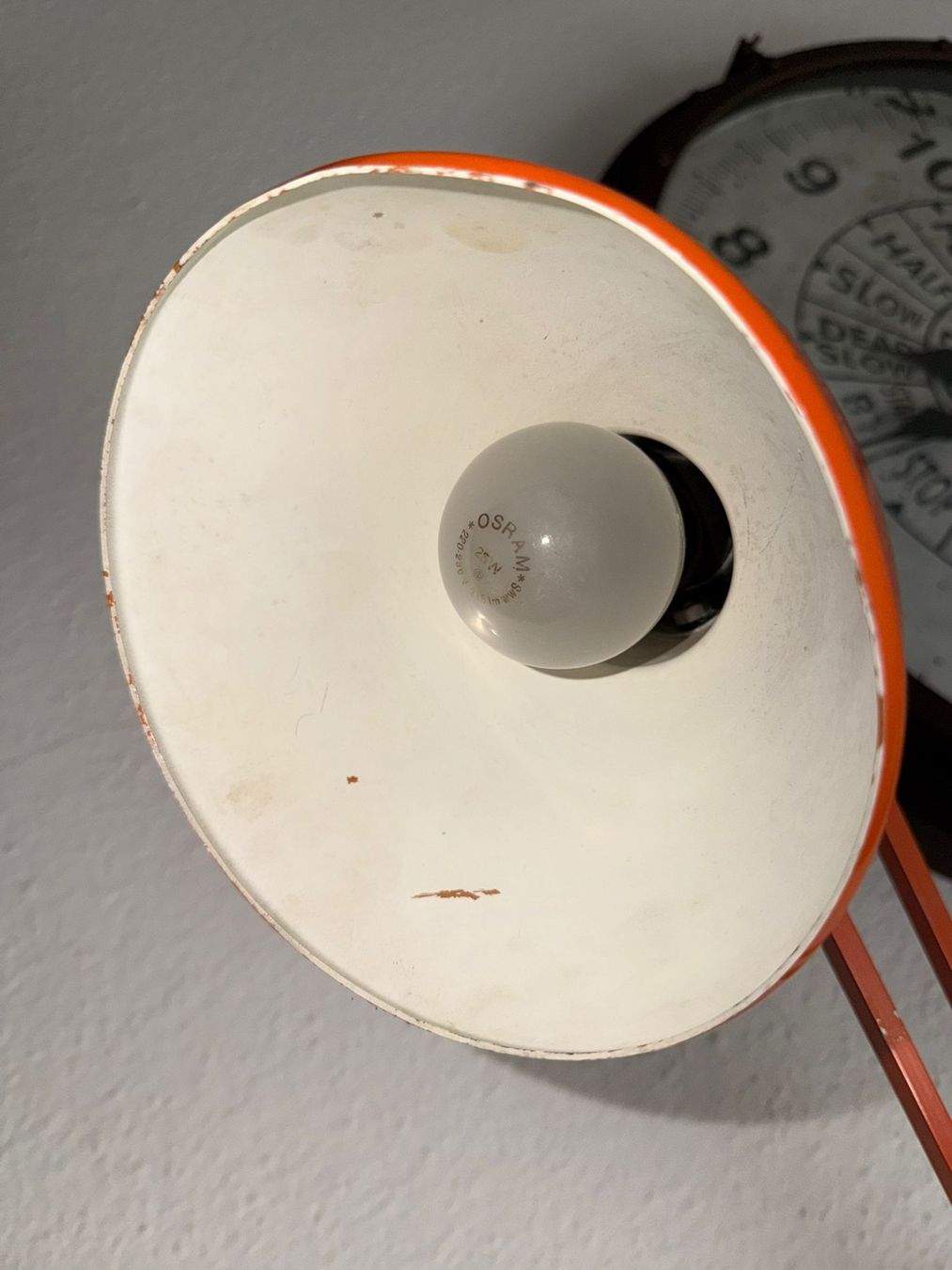 Lampade: gelenkarmleuchte, scherenarmleuchte – Usato da dietikon venduto da brunosbroki 4