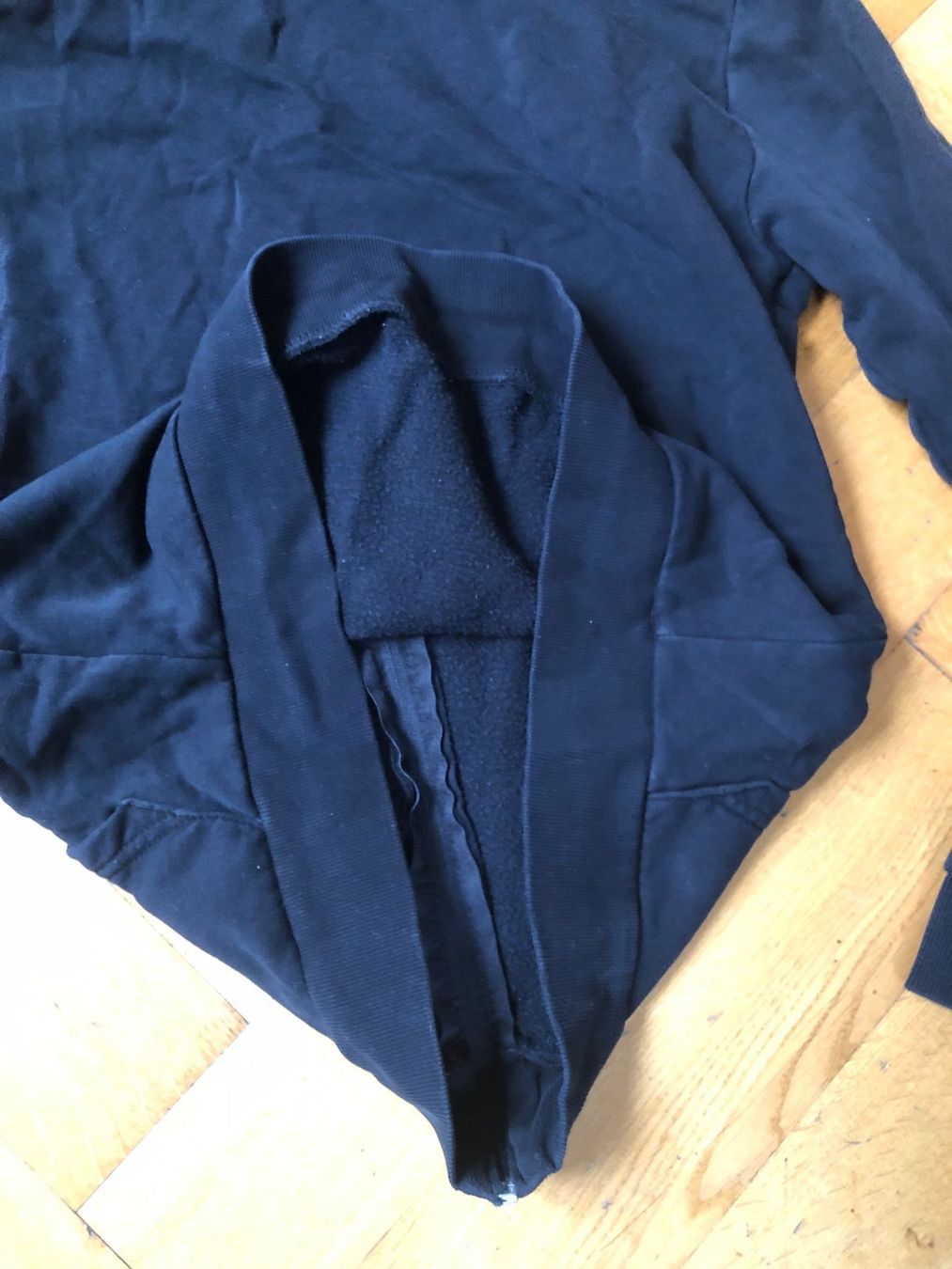 H&M Jacken & Mäntel: H&M Basic Sweatjacke Schwarz - Gr. 158/164 - Organic Cotton – Gebraucht aus Basel von Dasbrauchstdu 3
