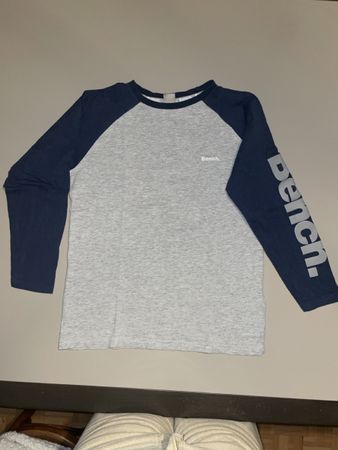 Bench. Sweat-shirt bi Colors