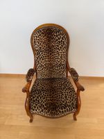 Sessel Holz mit Leopardenmuster