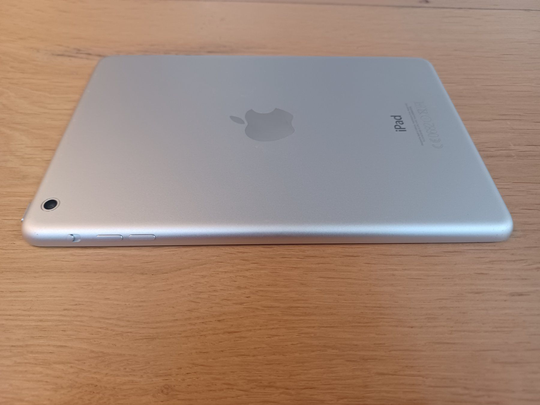 Apple Tablet PC: Apple iPad mini 1 Generation 16GB Weiß & Silber – Usato da Wetzikon ZH venduto da  8
