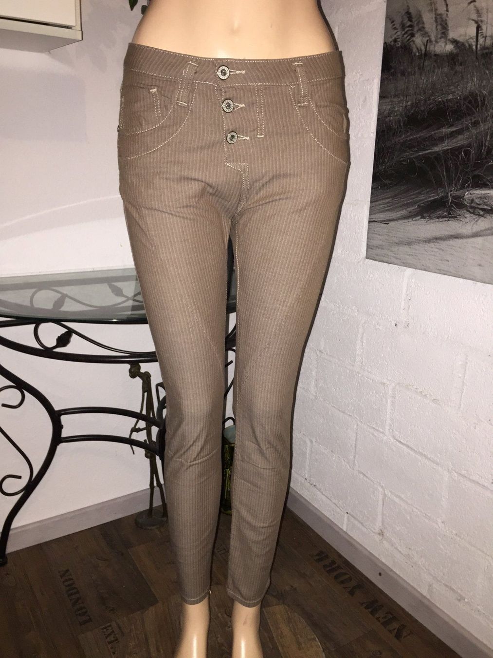 Please Jeans Jeans: PLEASE  Jeans    Taille/Grosse XS    Neuf/Neu – Neu (gemäss Beschreibung) aus Cossonay-ville von Super-Price-Quality