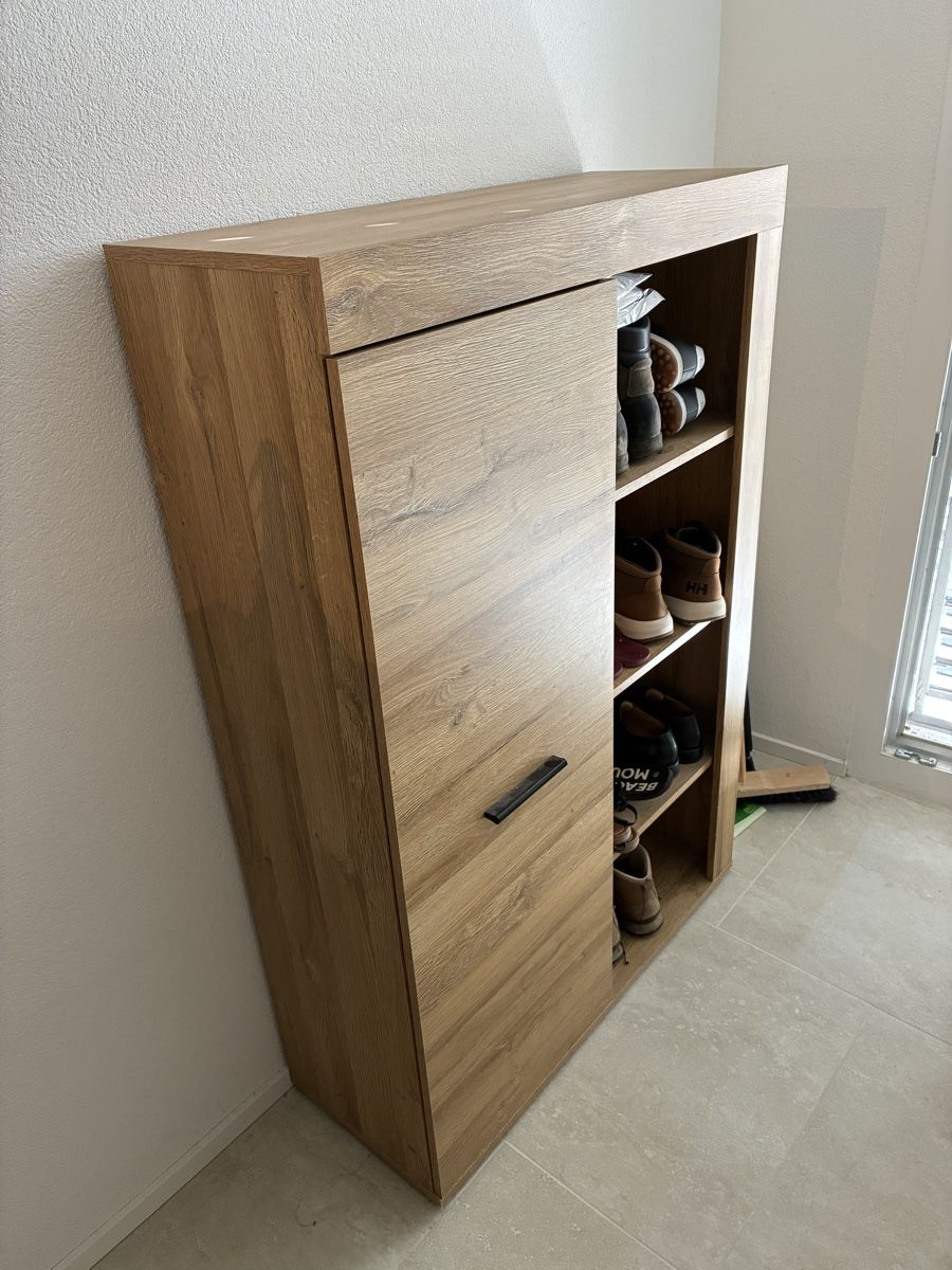 Armadi: Schrank Holzoptik – Usato da Biel/Bienne venduto da M4R4Nd