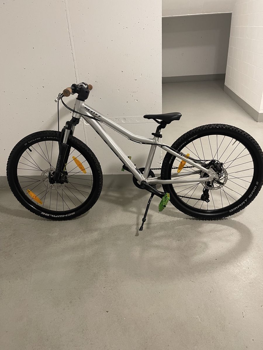 Scott Vélos: Scott Scale 24 Zoll  – D'occasion à Grenchen par mersinli 2