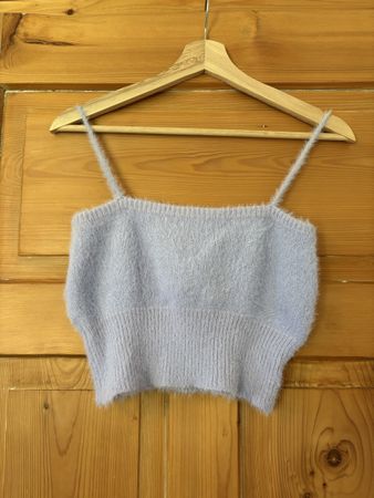 Flauschiges Top in Grösse S, ideal für den Sommer!
