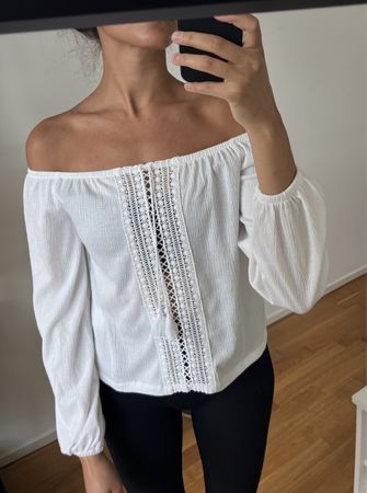 Off shoulder top