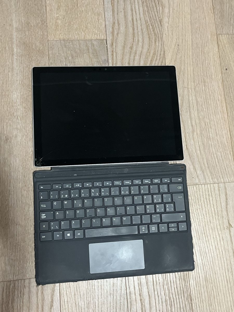 Microsoft Portables: Microsoft Surface Pro 7  – D'occasion à Gossau SG par techno.