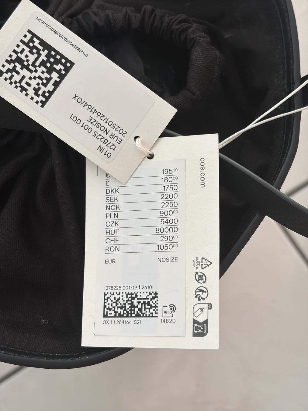 Cos Sacs femmes: Cos Bucket Bag New – Neuf avec emballage d'origine à Hergiswil NW par irinagraf 3