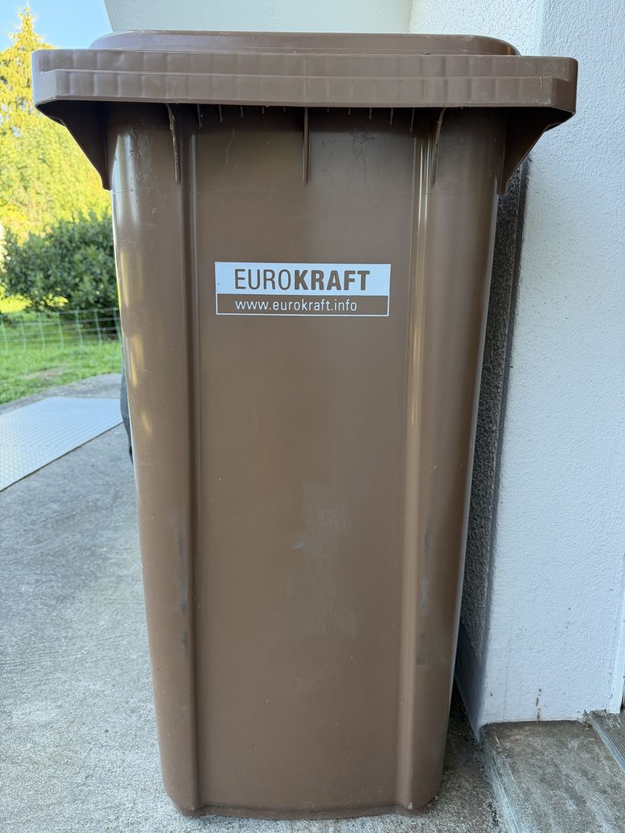 Sonstiges für Büro & Gewerbe: Abfallcontainer – Gebraucht aus Düdingen von NewEra01