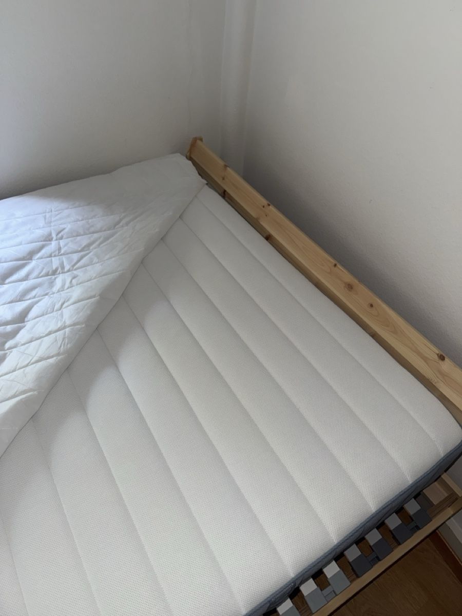 Betten: Ikea Bett 140x200 – Neu (gemäss Beschreibung) aus Zürich von BFM654 2