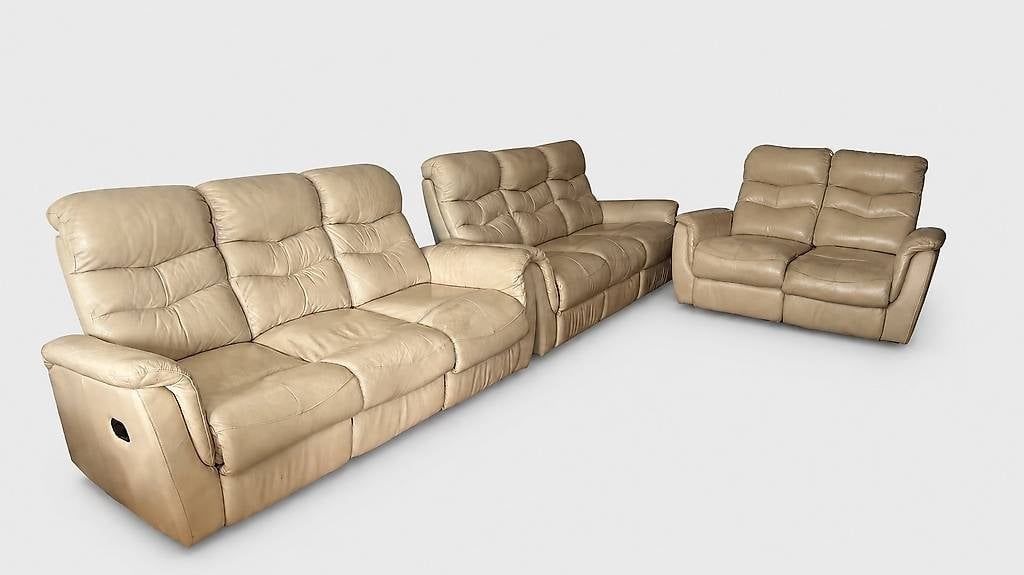 Sofas: Sofas – Gebraucht aus Volketswil von sem_6m6f