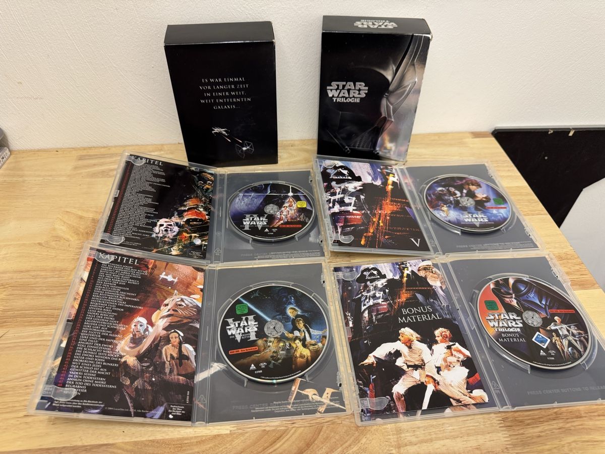 Tutti i DVDs: Star Wars Trilogie DVD Box-Set gebraucht – Usato da Birsfelden venduto da inf_l2yy 2