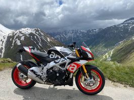 Aprilia Tuono V4 1100 Factory