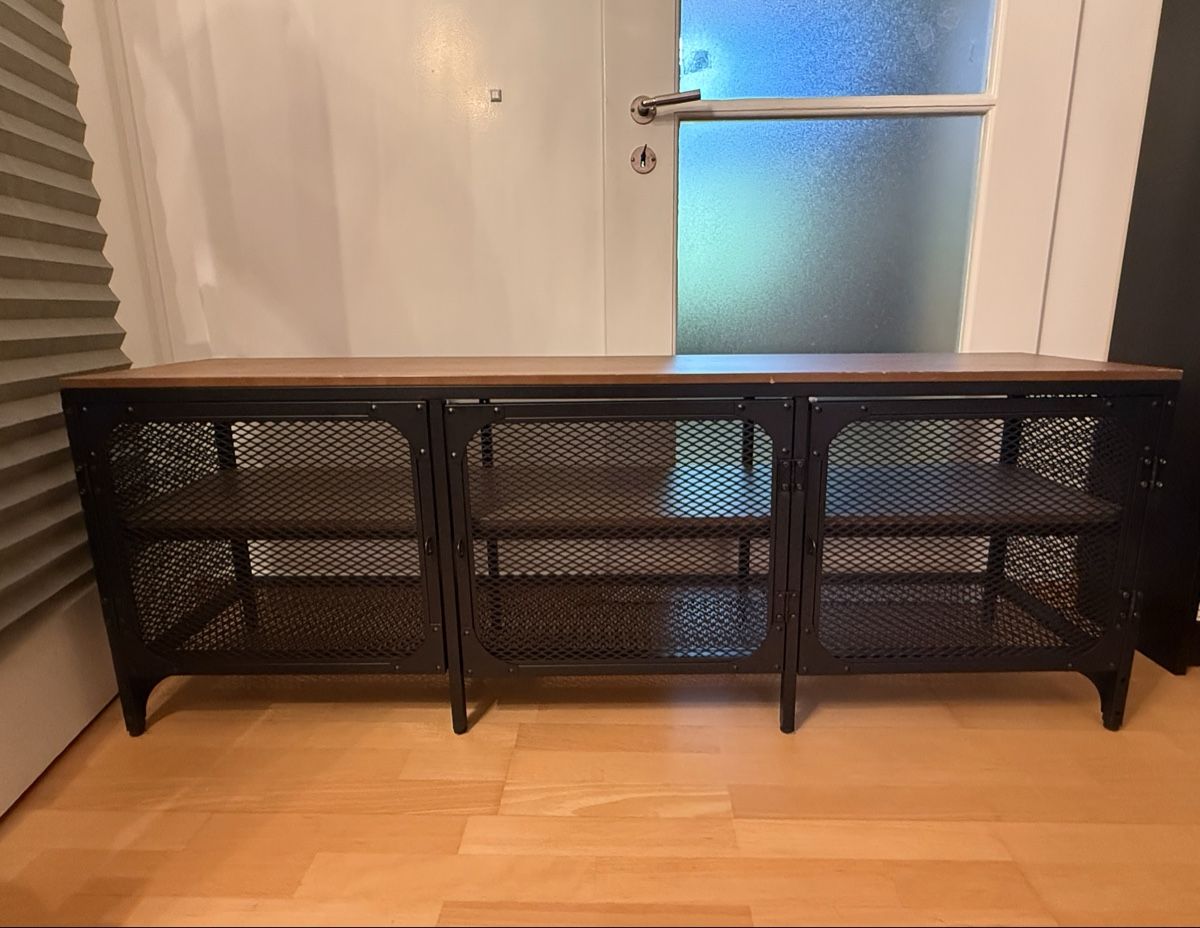 Ikea Meubles TV: FJÄLLBO Ikea Möbel – D'occasion à Zürich par ZHPearl