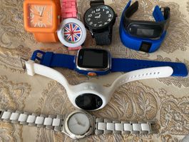 Lot de montres diverses, dont VTech et Sanef