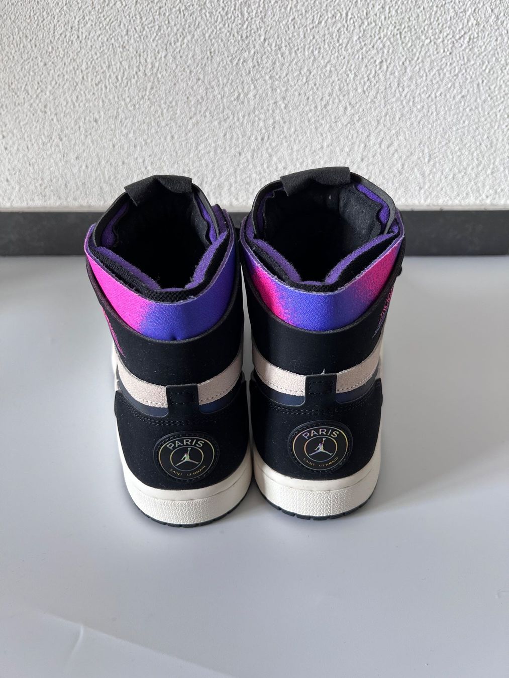 Jordan Scarpe da uomo: Original PSG Jordan 1 High Grösse 42 – Nuovo e nell'imballaggio originale da Frauenfeld venduto da isa_9cy7 3