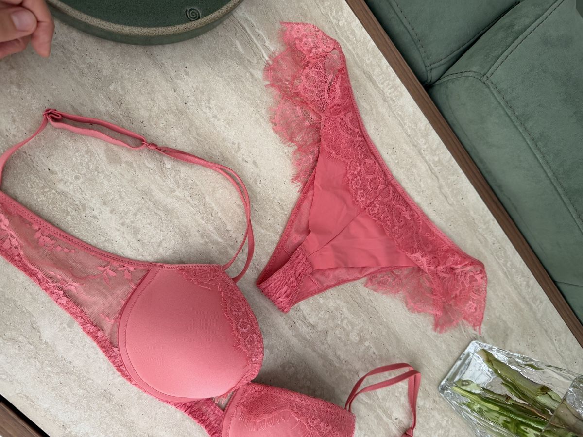 Passionata Altra biancheria intima: Lingerie set - passionata 75B size – Nuovo (secondo la descrizione) da Corsier GE venduto da Karol_save_planet 2