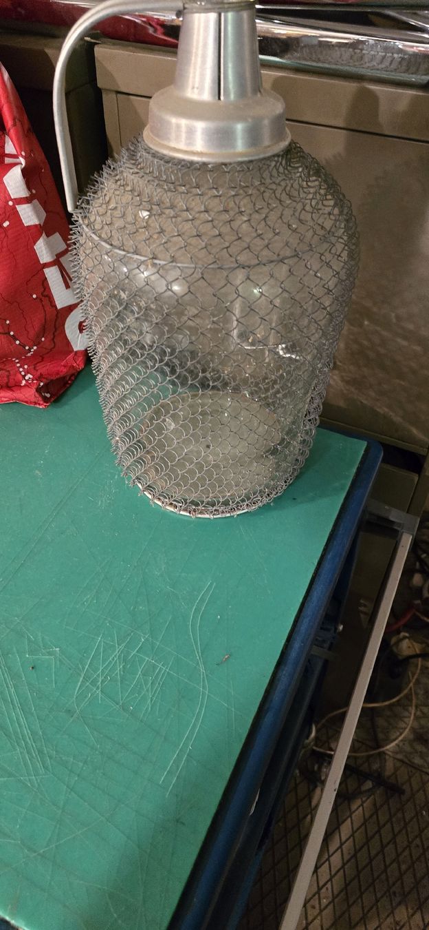 Bottiglie: Antike Flasche mit Drahtgeflecht – Usato da Basel venduto da Jcva 4