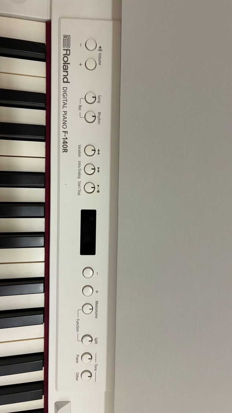 Roland Musikinstrumente: Piano – Gebraucht aus Felsberg von Sindy0111 1