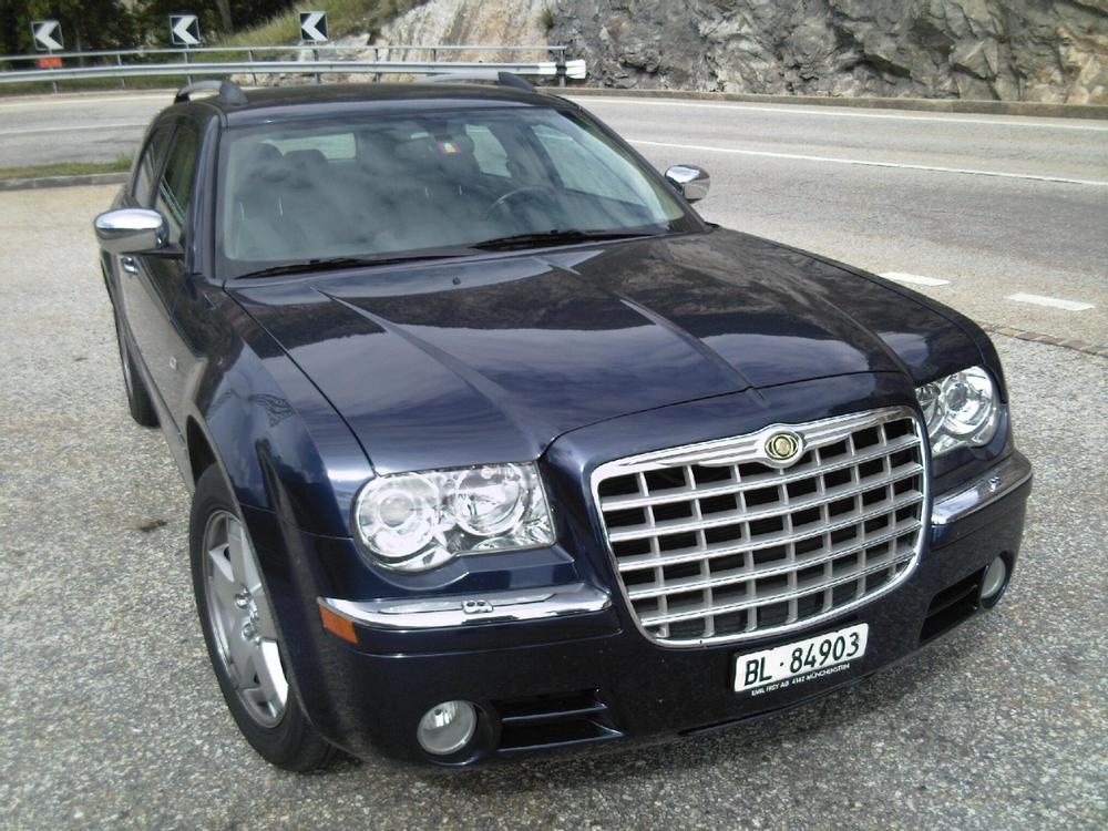 Chrysler 300 C Touring AWD 3.5 L V6 Benziner