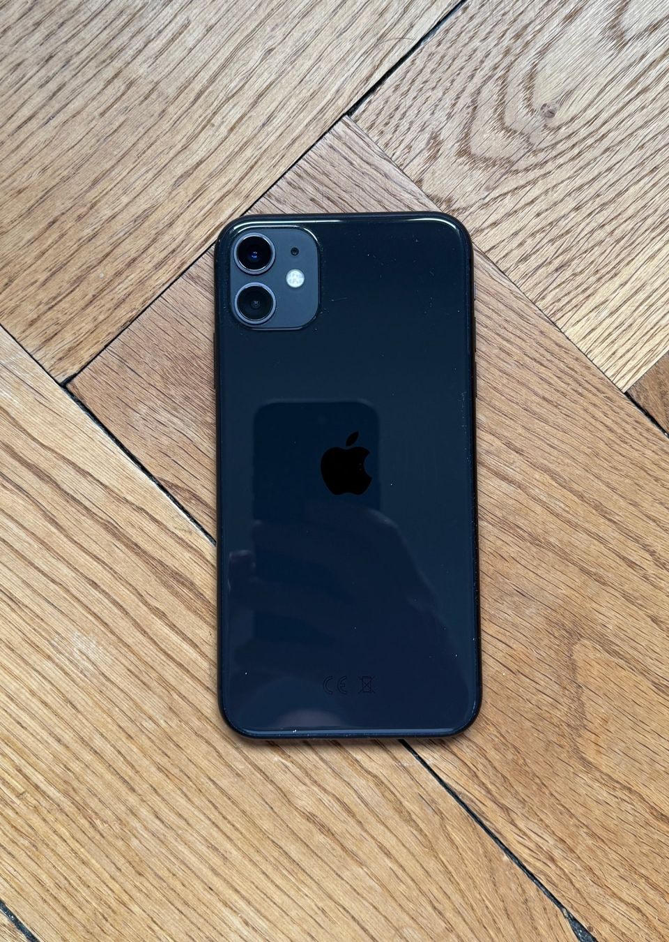 Apple Telefoni cellulari / Smartphones: APPLE iPhone 11 256 GB Black - Fully Functional – Usato da Bern venduto da Cremaster01 1