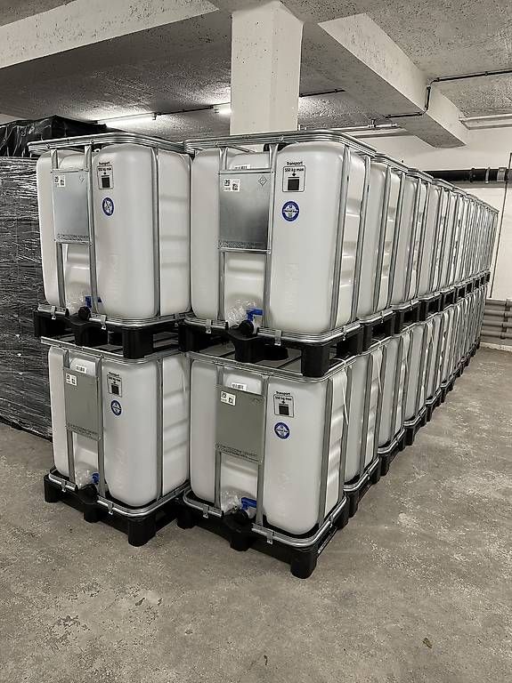 Abbeveratoi e trogoli: Neue IBC Wassertank 300 Liter – Usato da Schöfflisdorf venduto da Dance04 1