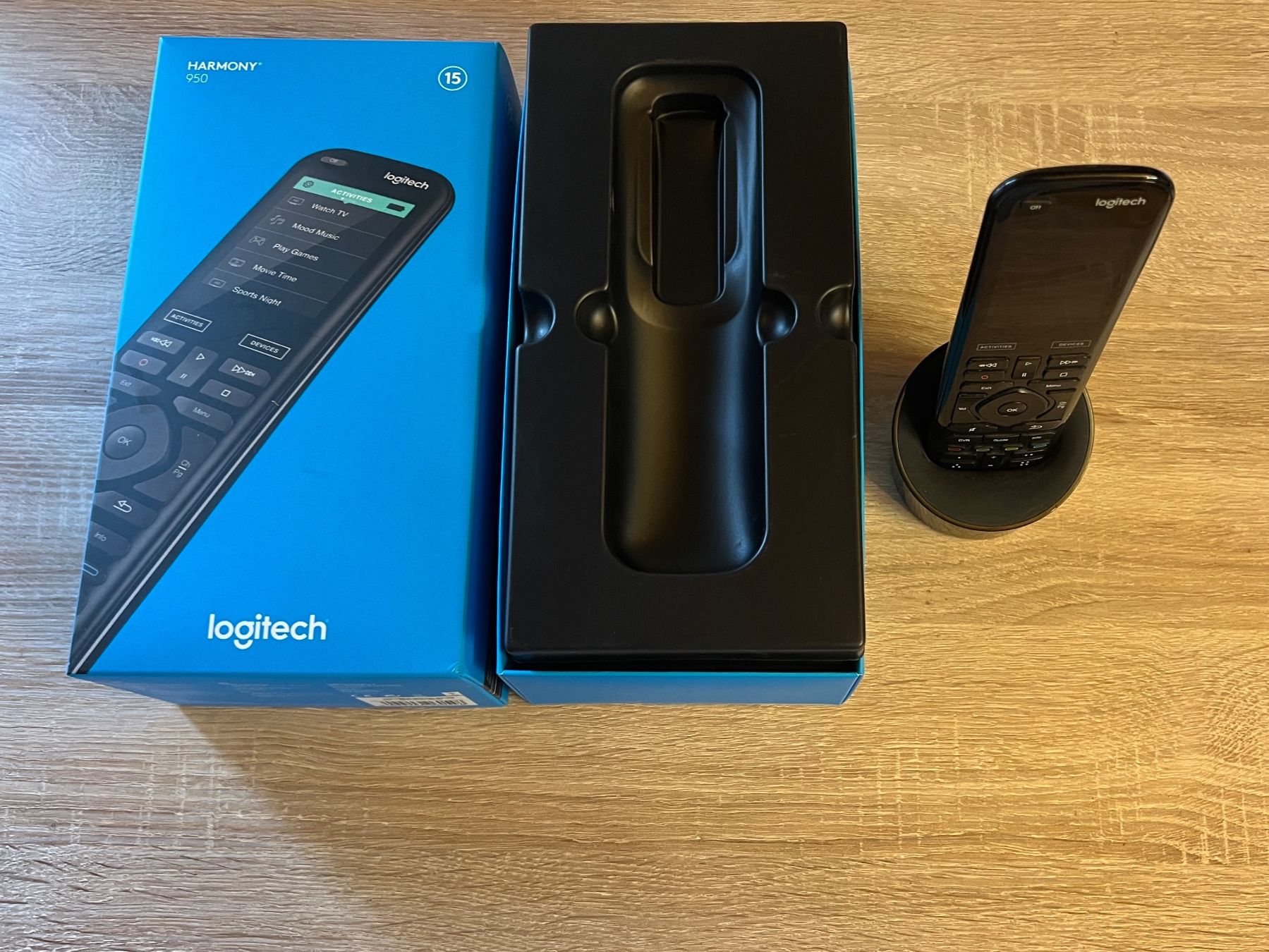 Logitech Telecomandi: Logitech Harmony 950 - Telecomando Multifunzione – Usato da Vezia venduto da ram_5gp7 4