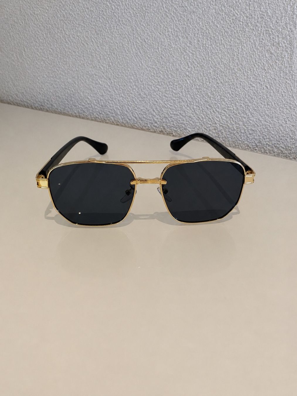 Brillen & Gläser: Moderne Sonnenbrille – Gebraucht aus Sommeri von Gim- 1