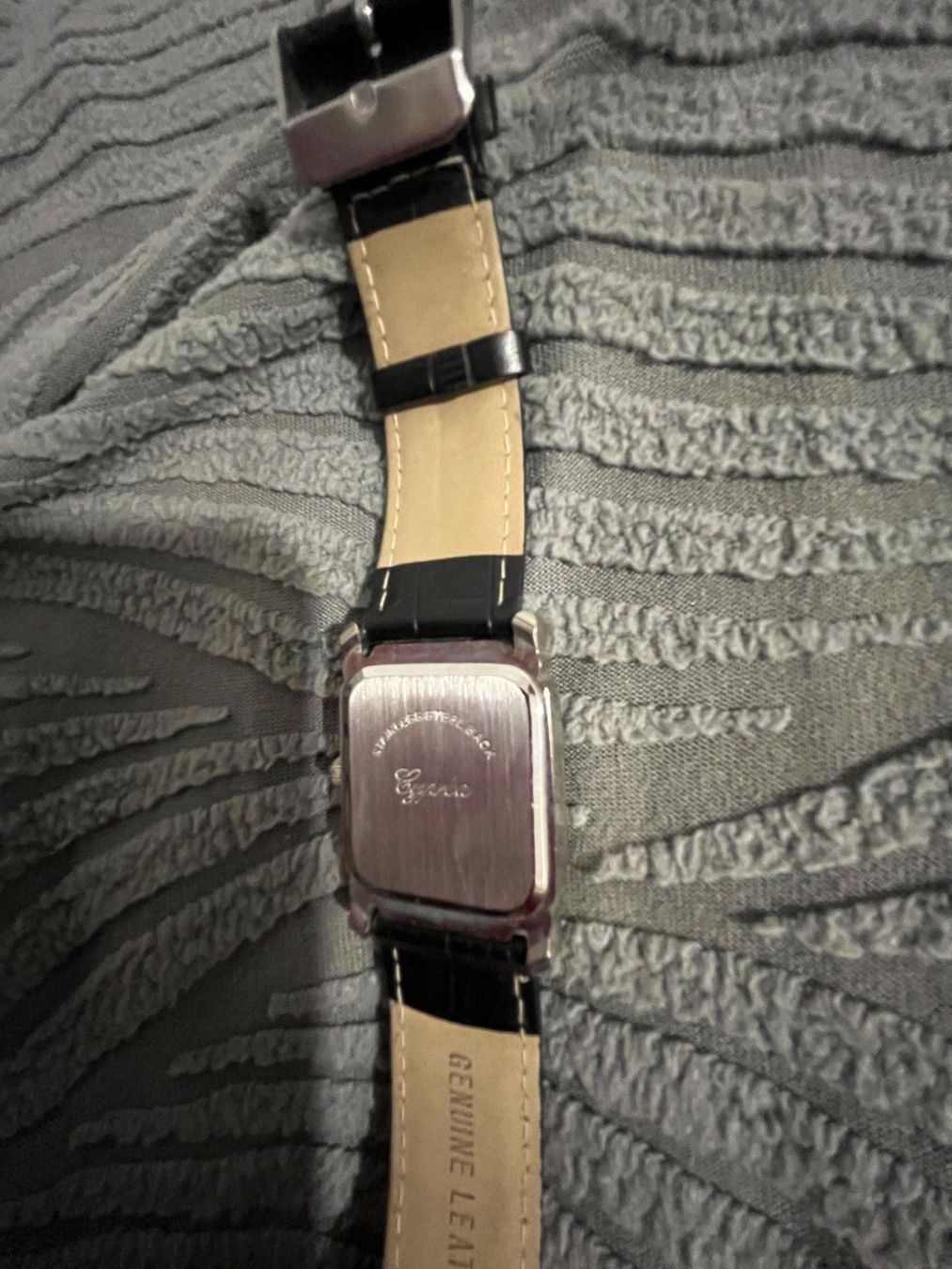 Uhren: Armbanduhr ///  CYPRÉA – Gebraucht aus Brittnau von Zofigerin 2