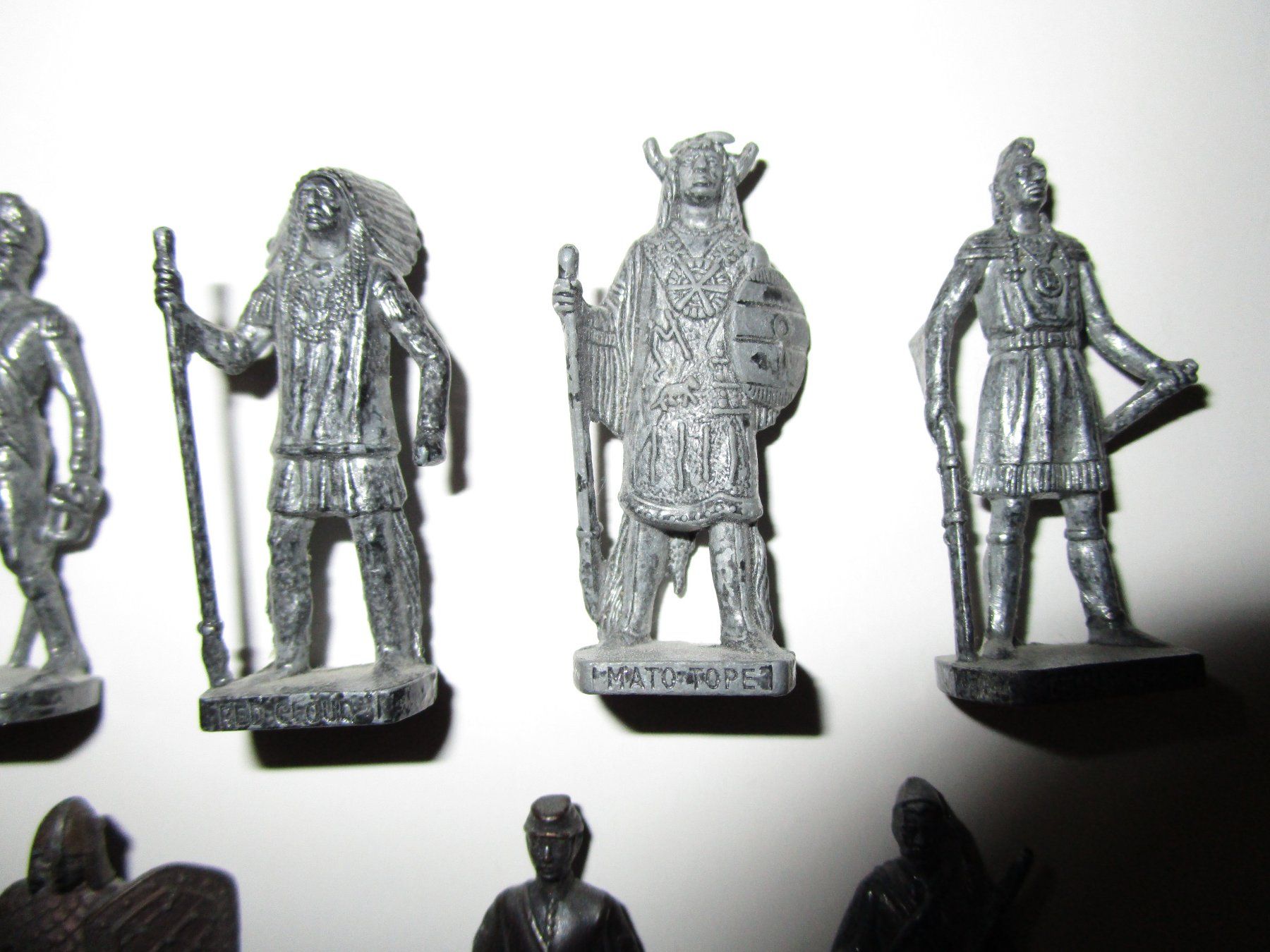 Statuette: 19 "Zinnfiguren" Western & Militär – Usato da Ermatingen venduto da Kobold007