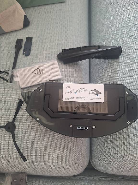 Aspirapolveri & Accessori: Blaupunkt BlueBot Xtreme Saug-/Wischroboter – Usato da Schaffhausen venduto da ell_lrs7 1