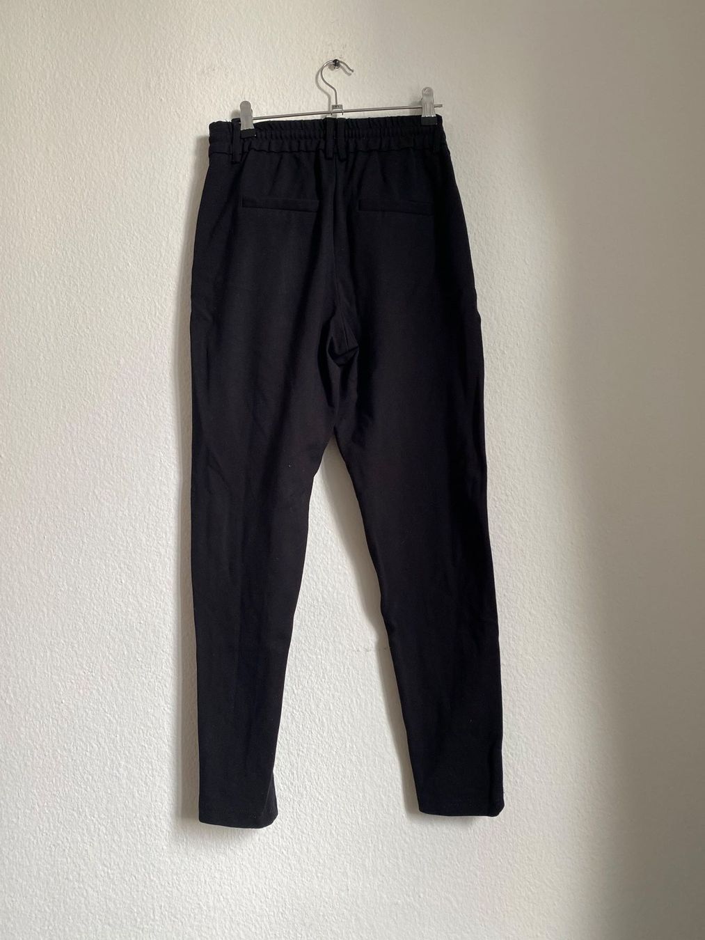 Only Pantaloni: ONLY Trousers – Usato da Biel/Bienne venduto da Sommer_17 9