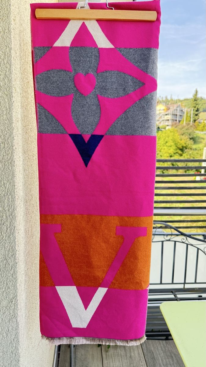 Foulards & écharpes: Wunderschöner XL Schal – D'occasion à Sirnach par sirni 1