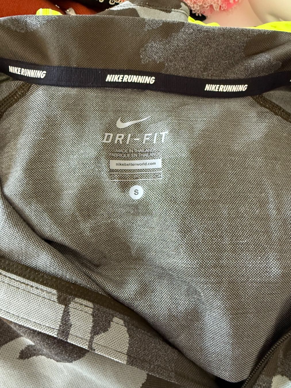 Nike Pulls & Sweat-shirts: Nike Pullover – Neuf (Voir description) à Winterthur par 19.19 5