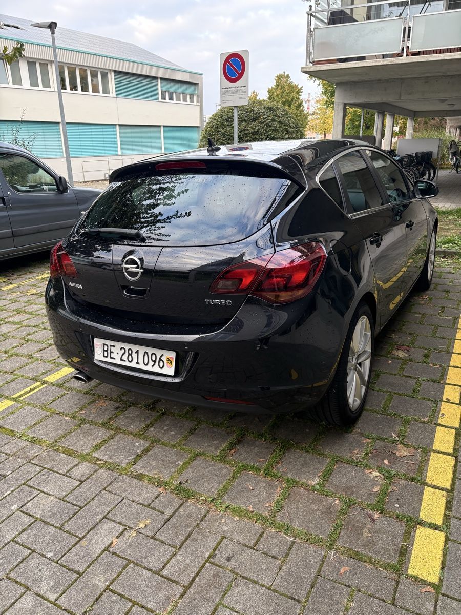 Opel Automobili: Opel Astra J 1.6 Turbo – Usato da Lengnau BE venduto da deb_8bnt 2