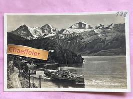 Thunersee. Beatenbucht mit Eiger, Mönch und Jungfrau