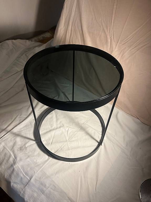 Tables: table basse ronde noir – D'occasion à Préverenges par lud_dk87