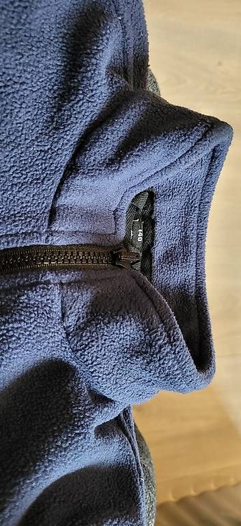 Jacken: KunderFleecejacke GR. 140 UNISEX – Gebraucht aus Schweizersholz von fuchs06 1
