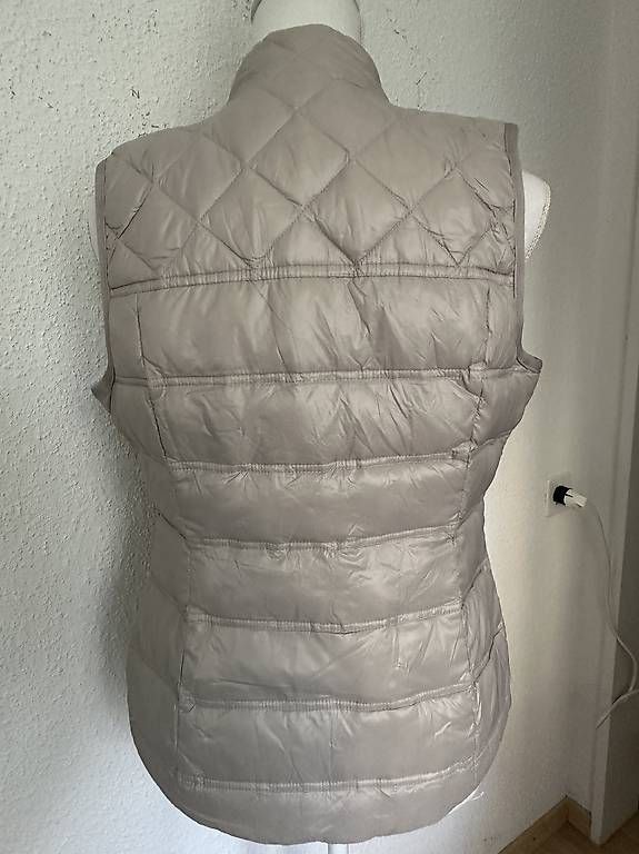 Maddison Gilets & Westen: Gilet Weste Manor beige Grösse 36 – Gebraucht aus Kloten von Banita03 2