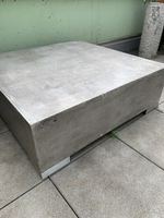 Quadratischer Loungetisch