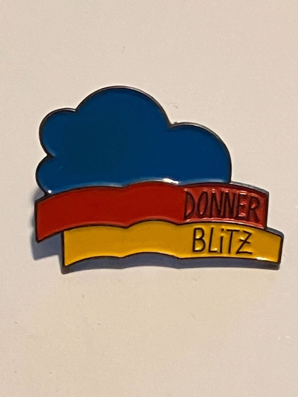 Placchette & Badge: 1 Pin Donner Blitz – Usato da Basel venduto da djwwpp