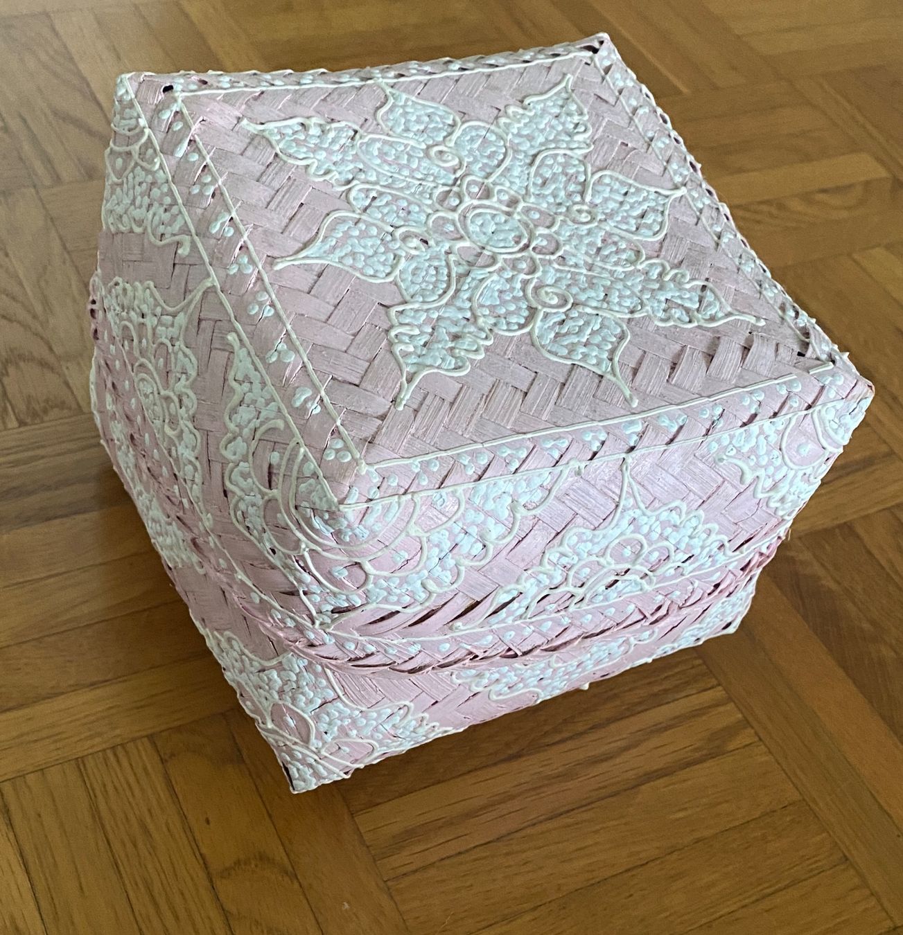 Tutte le decorazioni: Handgemachte Box – Usato da Neuenhof venduto da UrbanBags